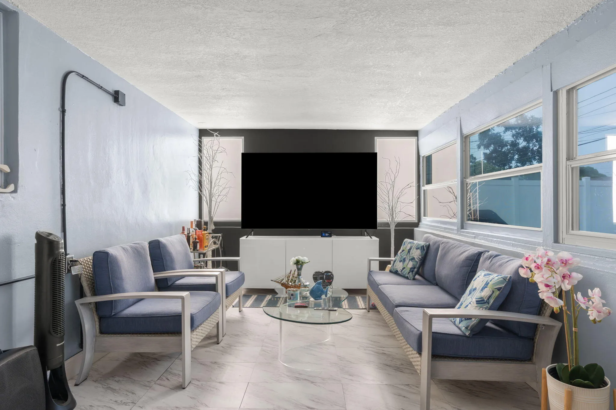 22-web-or-mls-7541 Hope St, Hollywood, F