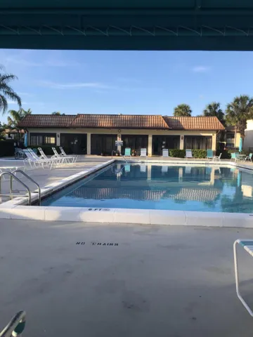 MAIN POOL