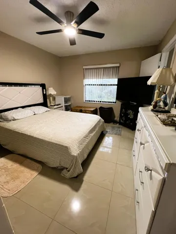 MASTER BEDROOM WITH WINDOW