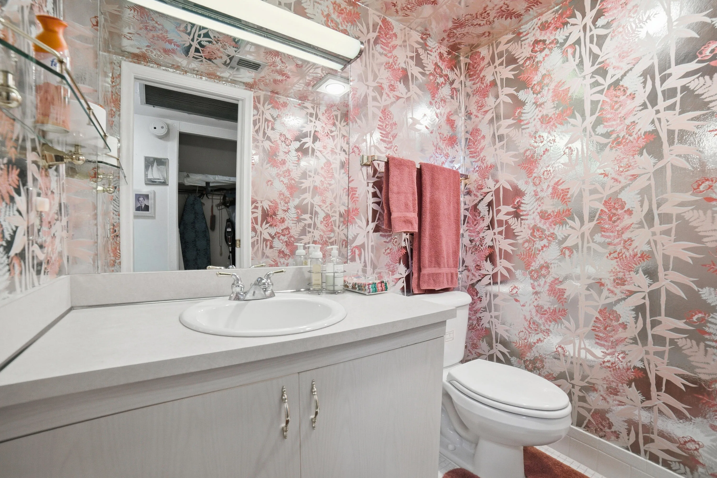 02-Guest Bathroom