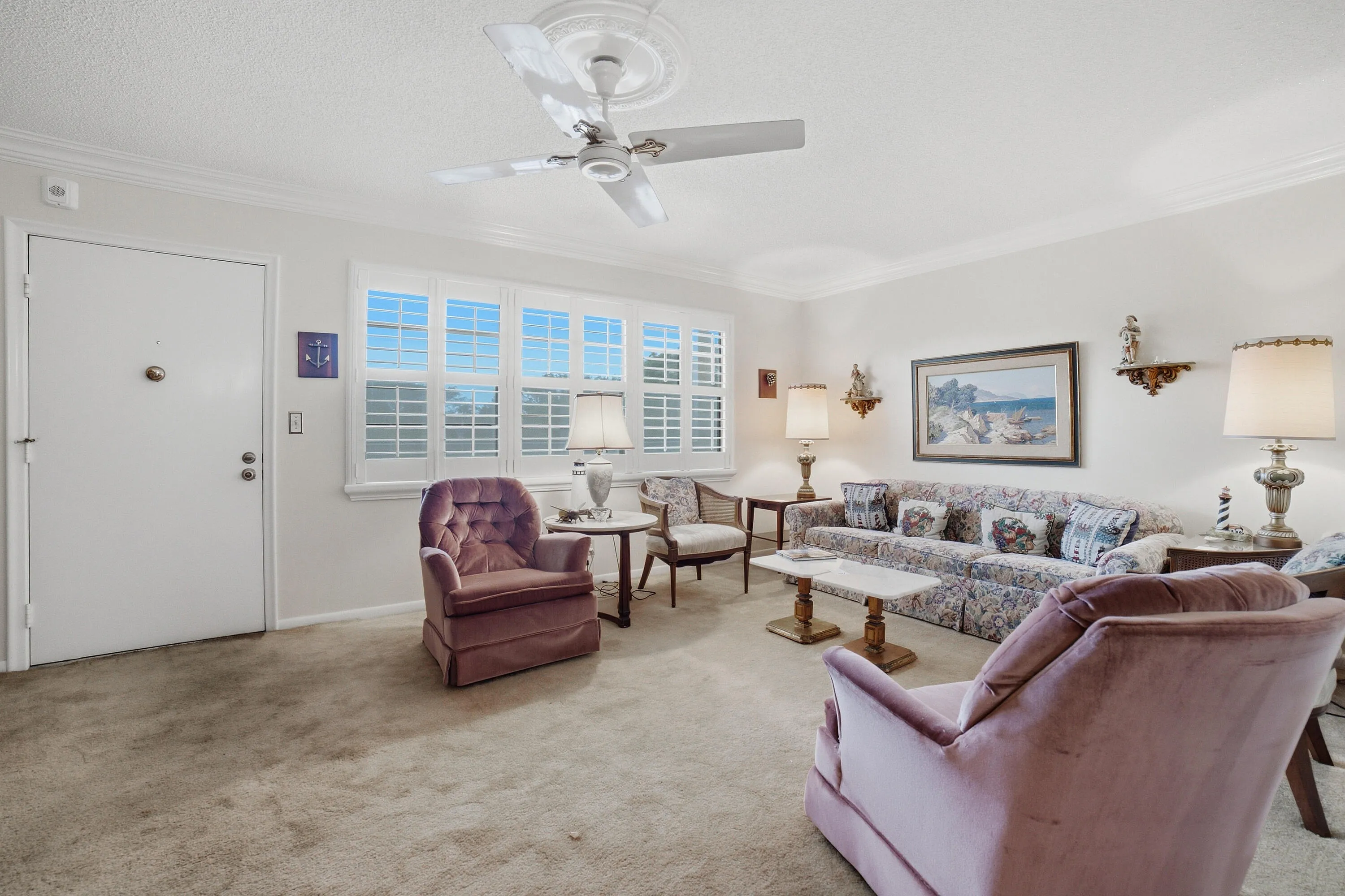 07-Livingroom-C