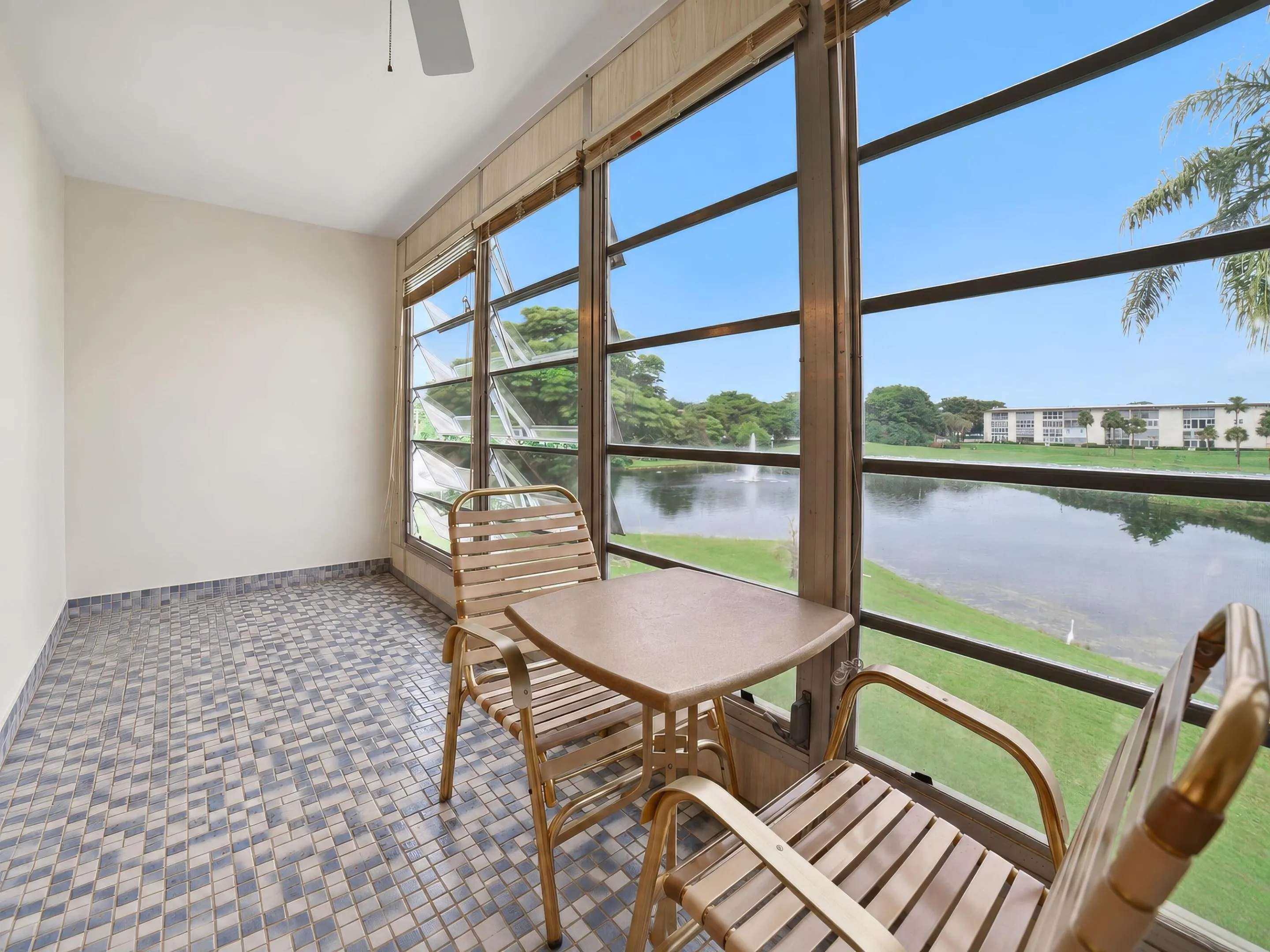 12-Balcony-B