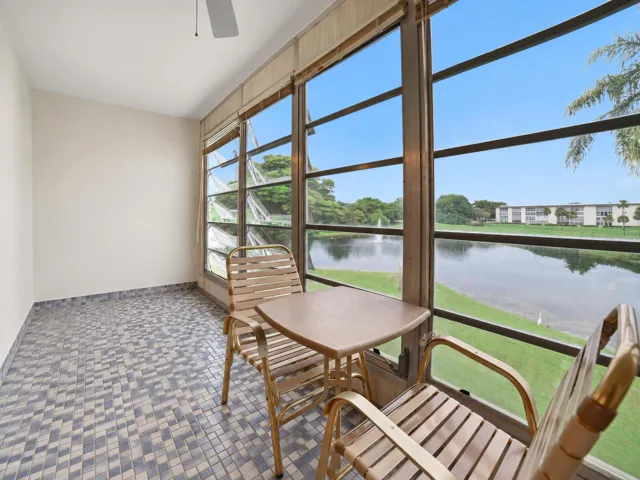 12-Balcony-B