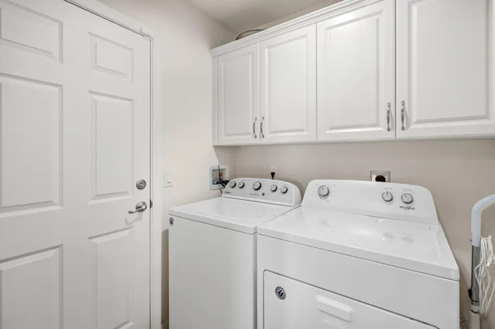 12-web-or-mls-7 Mediterranean Blvd E - 1