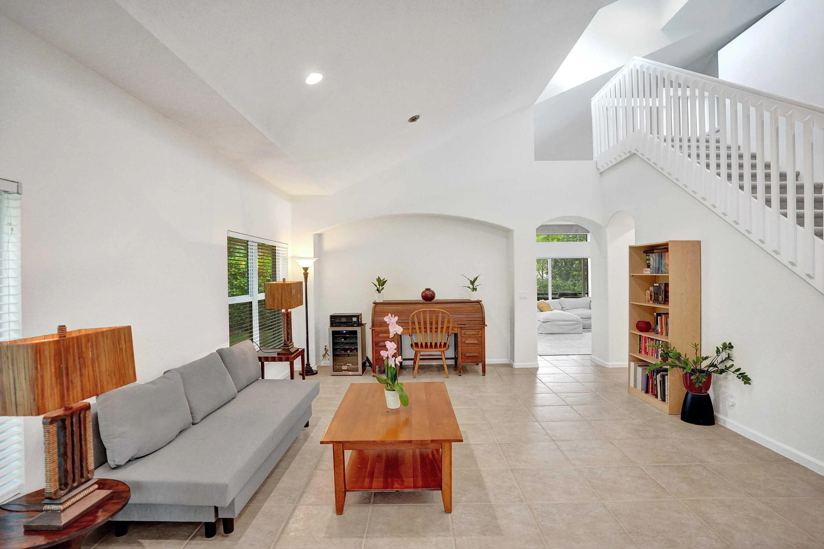 11329_NW_65th_Manor_photo_06
