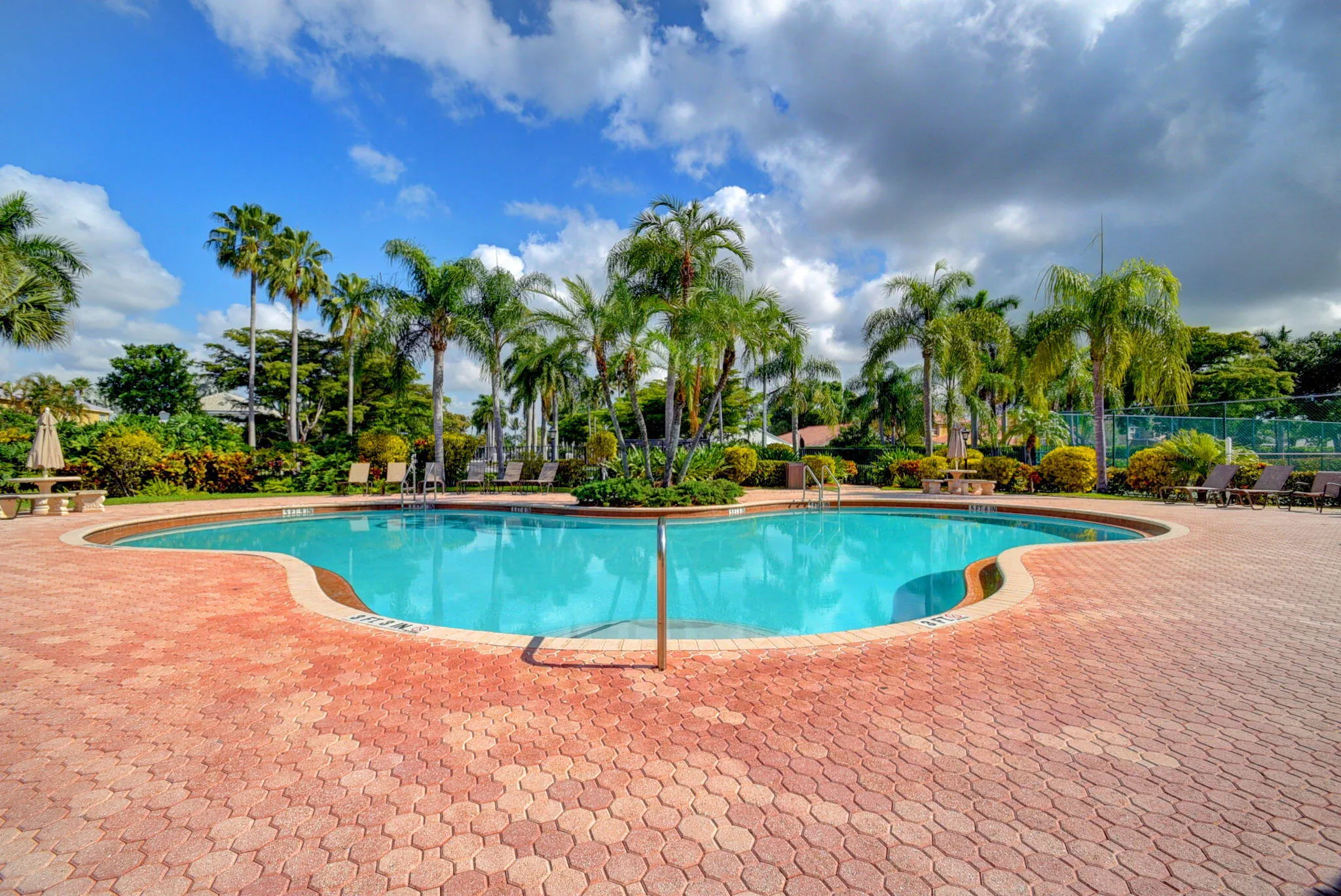 56-web-or-mls-Symphony Bay (3)