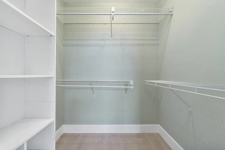 walk-in closet