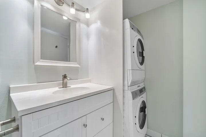 washer-dryer