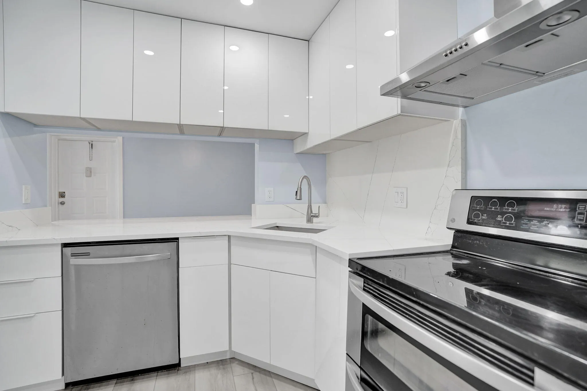 Large Kitchen
