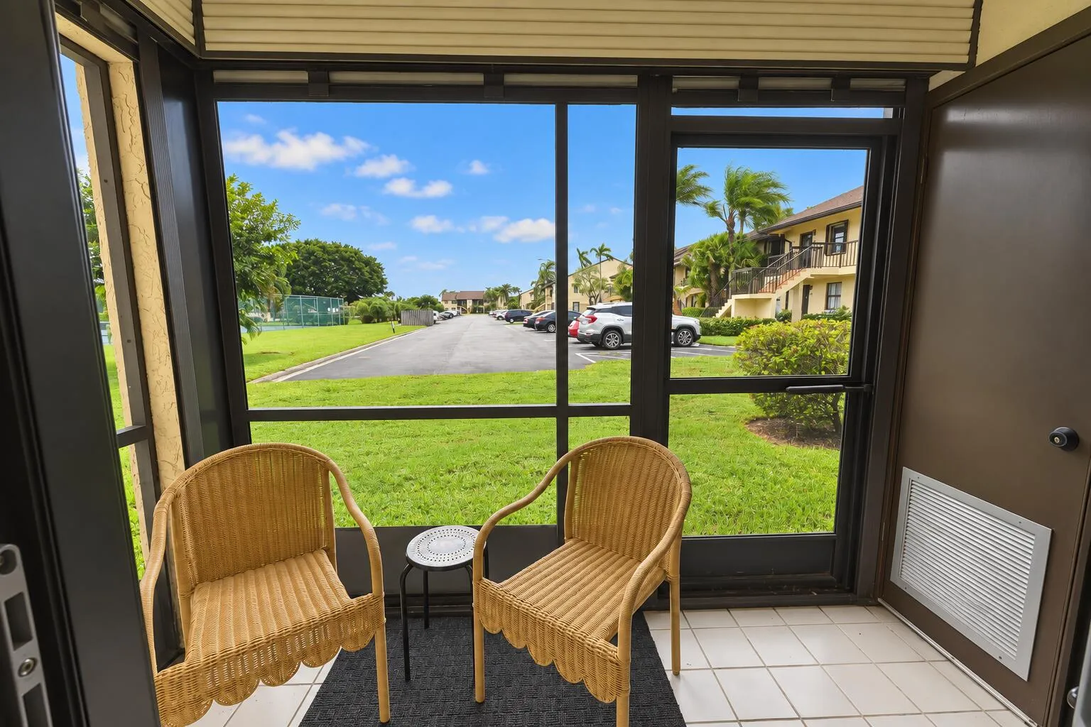 103 porch (3)