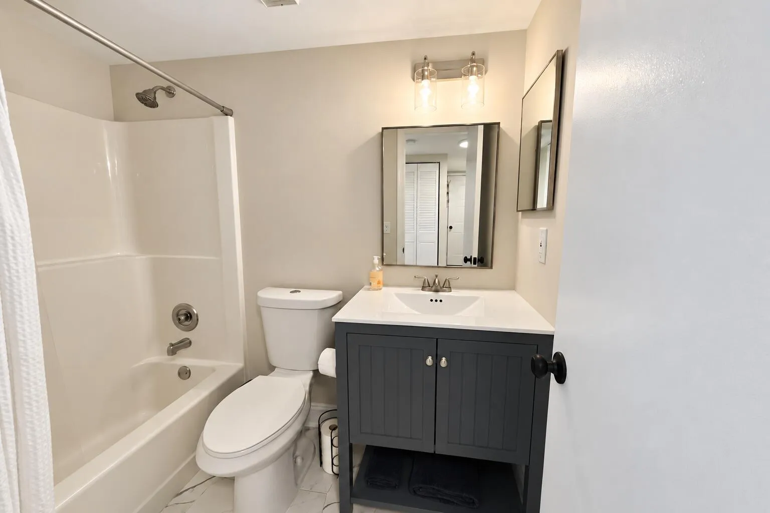 103 guest bath