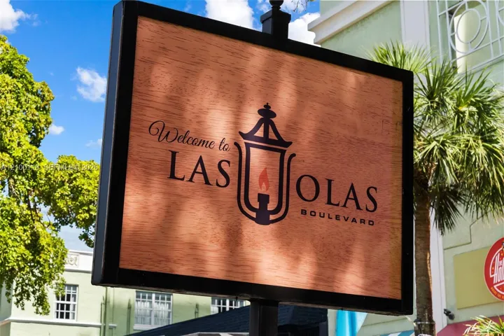 Las Olas Blvd