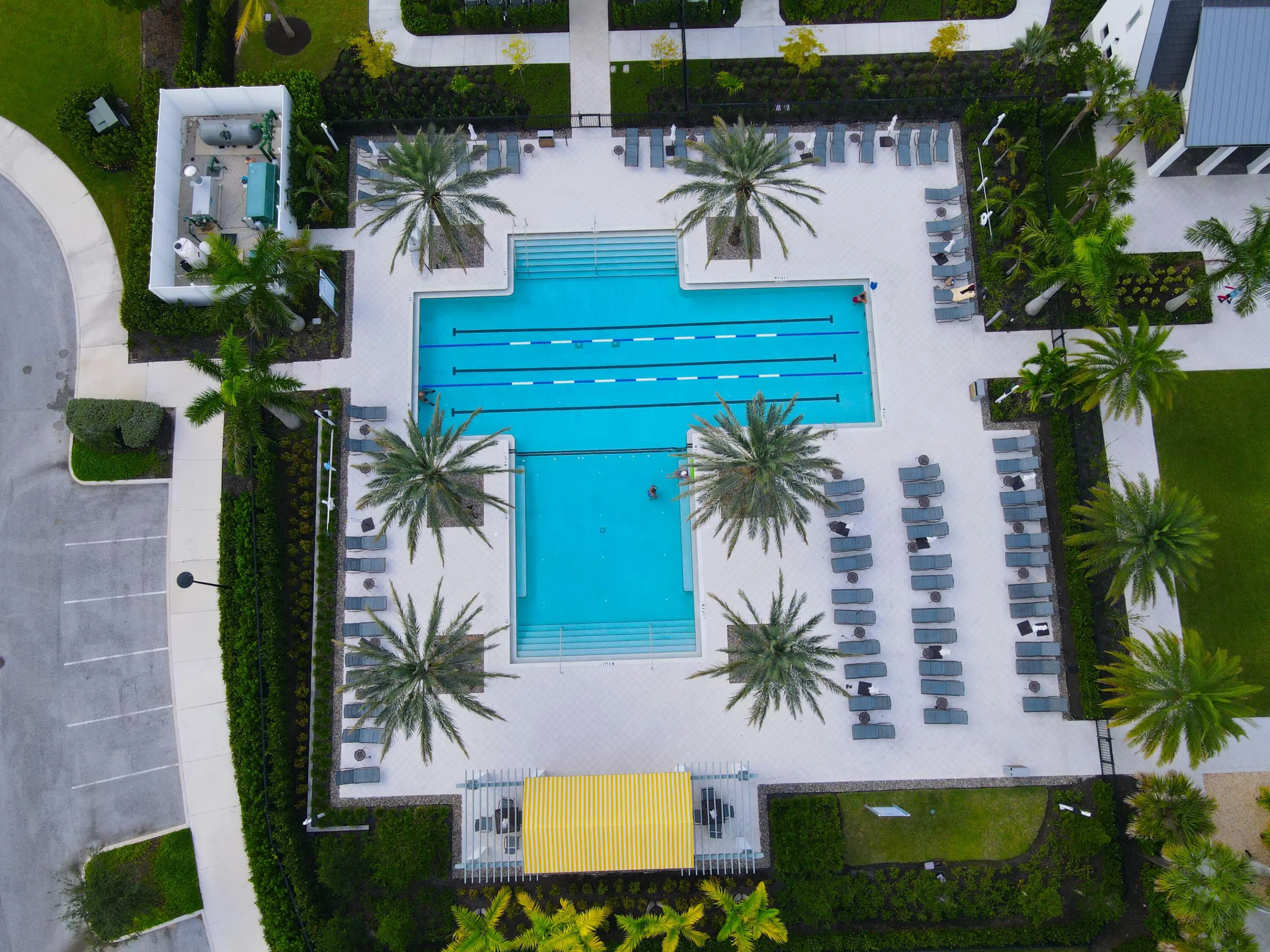 olimpic pool 4883
