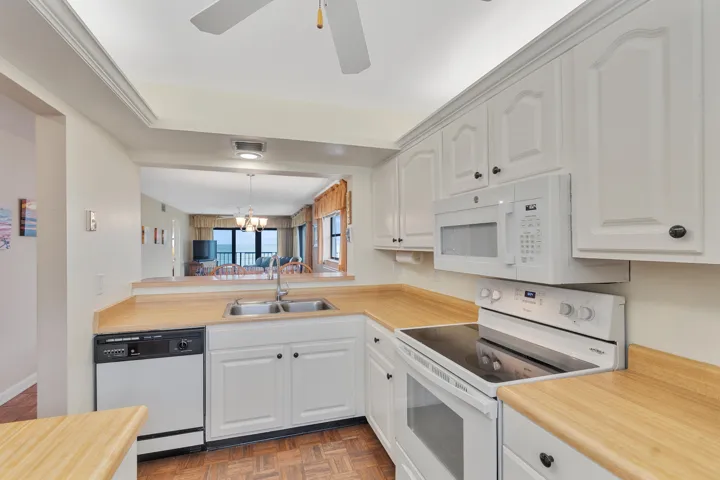 The Ocean and intracoastal views may be enjoyed from the kitchen