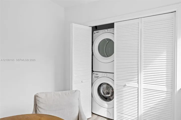 Full-Size Washer/Dryer