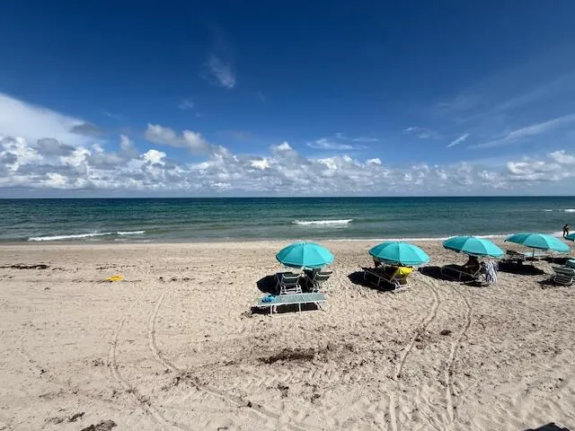 38-print-3140-s-ocean-dr-610