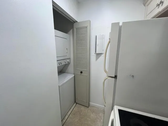 Kitchen In Laundry