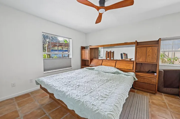 62-web-or-mls-Main Bedroom_5