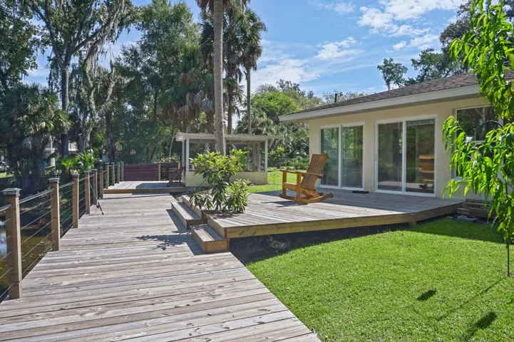 21-web-or-mls-Deck_7