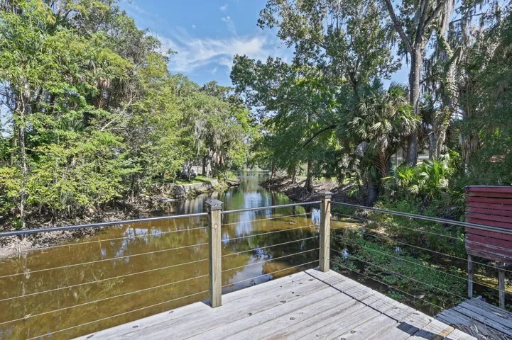 18-web-or-mls-Deck_4