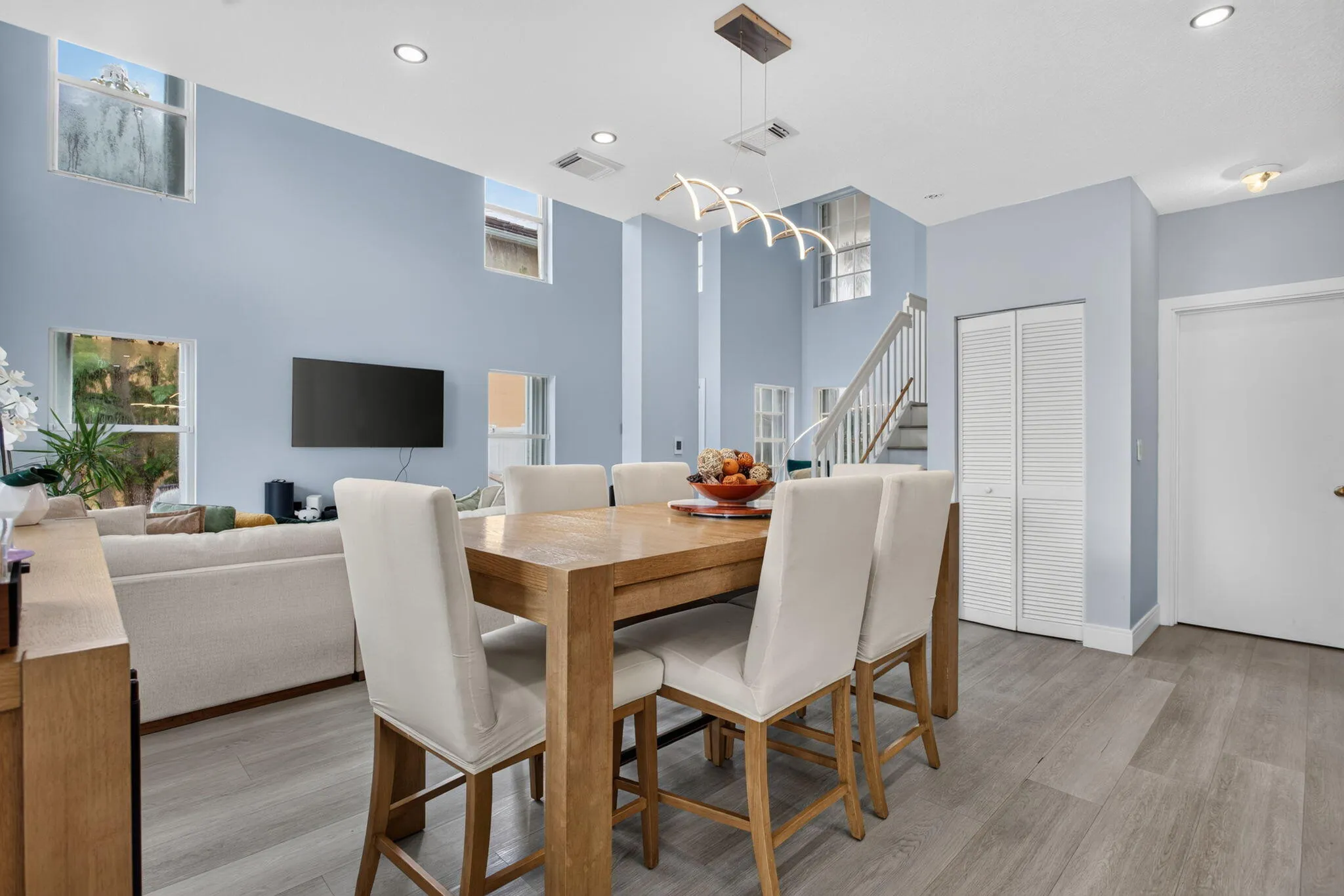 12-web-or-mls-2911-12