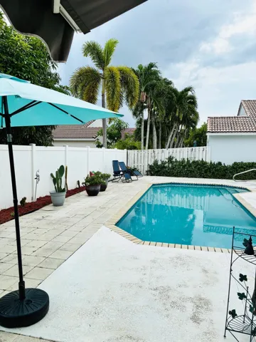 POOL 1