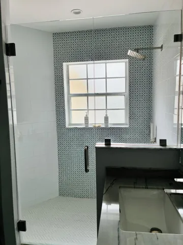 MASTER BATH 3