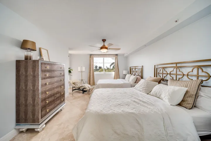 20-web-or-mls-Interior-19 (2)