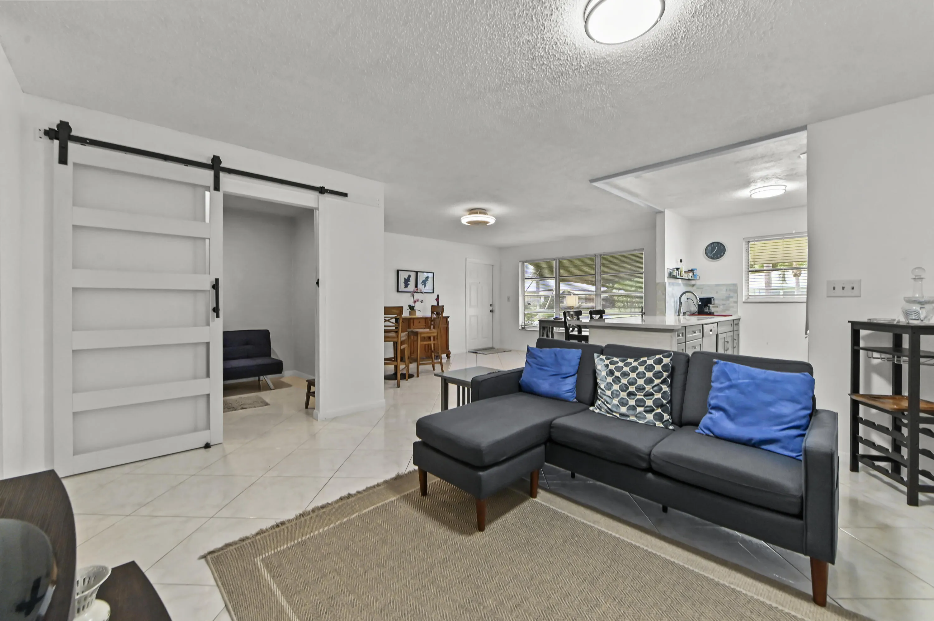 13 Living room 07