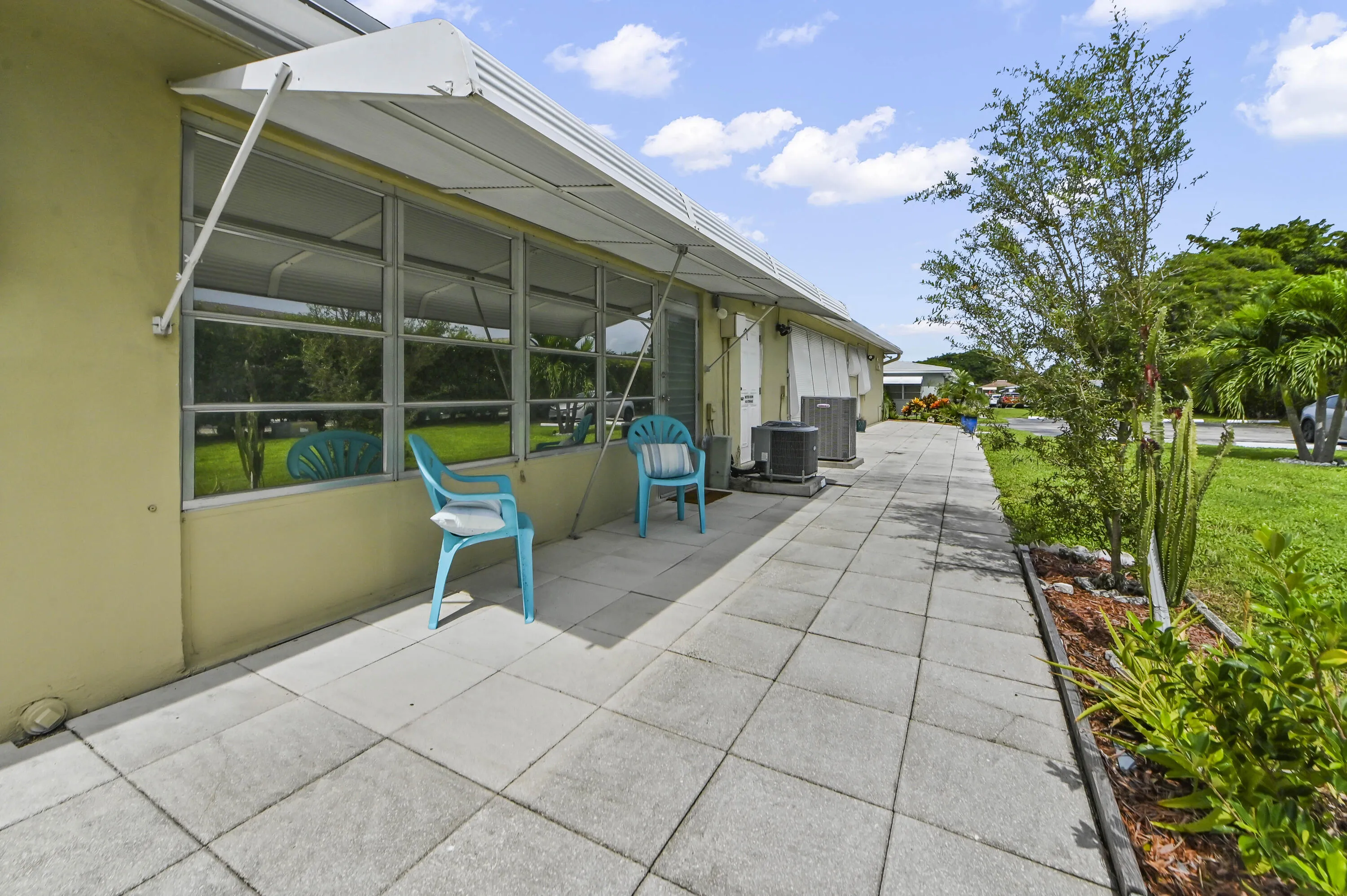 26 patio 02