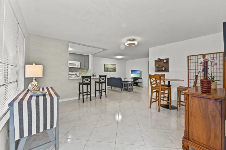 07 Living room 01