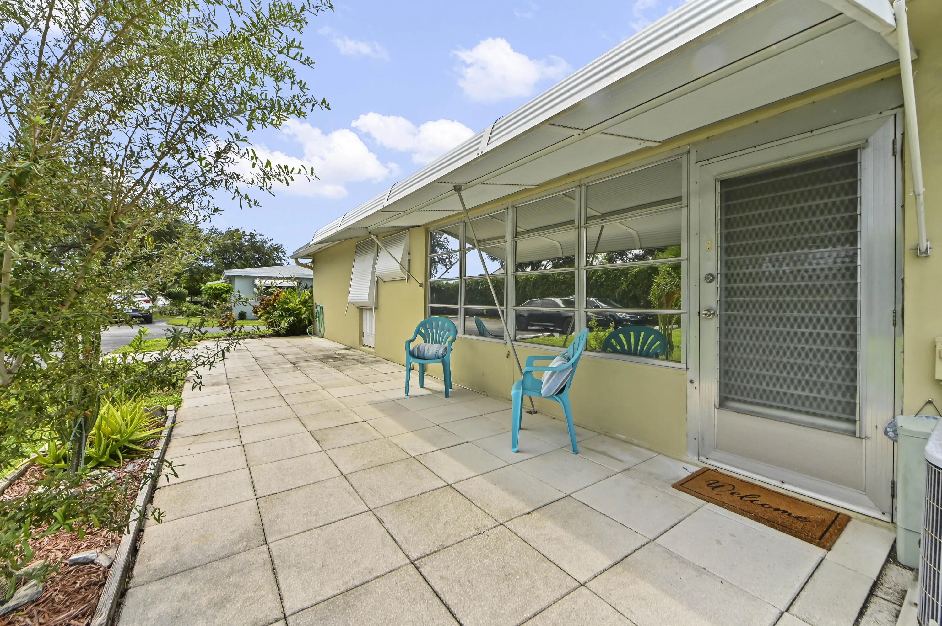 26 patio 01