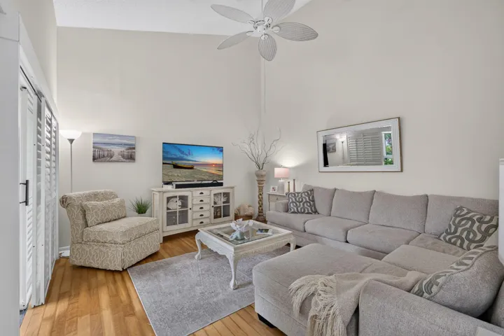 12-web-or-mls-5D1A1394