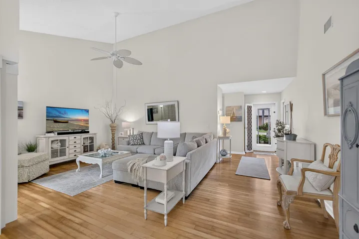 11-web-or-mls-5D1A1389