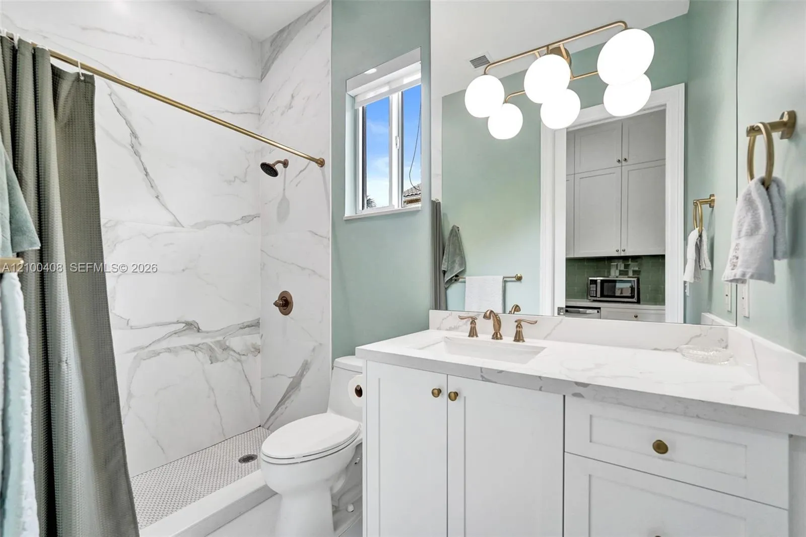 Mother-in-law suite bathroom