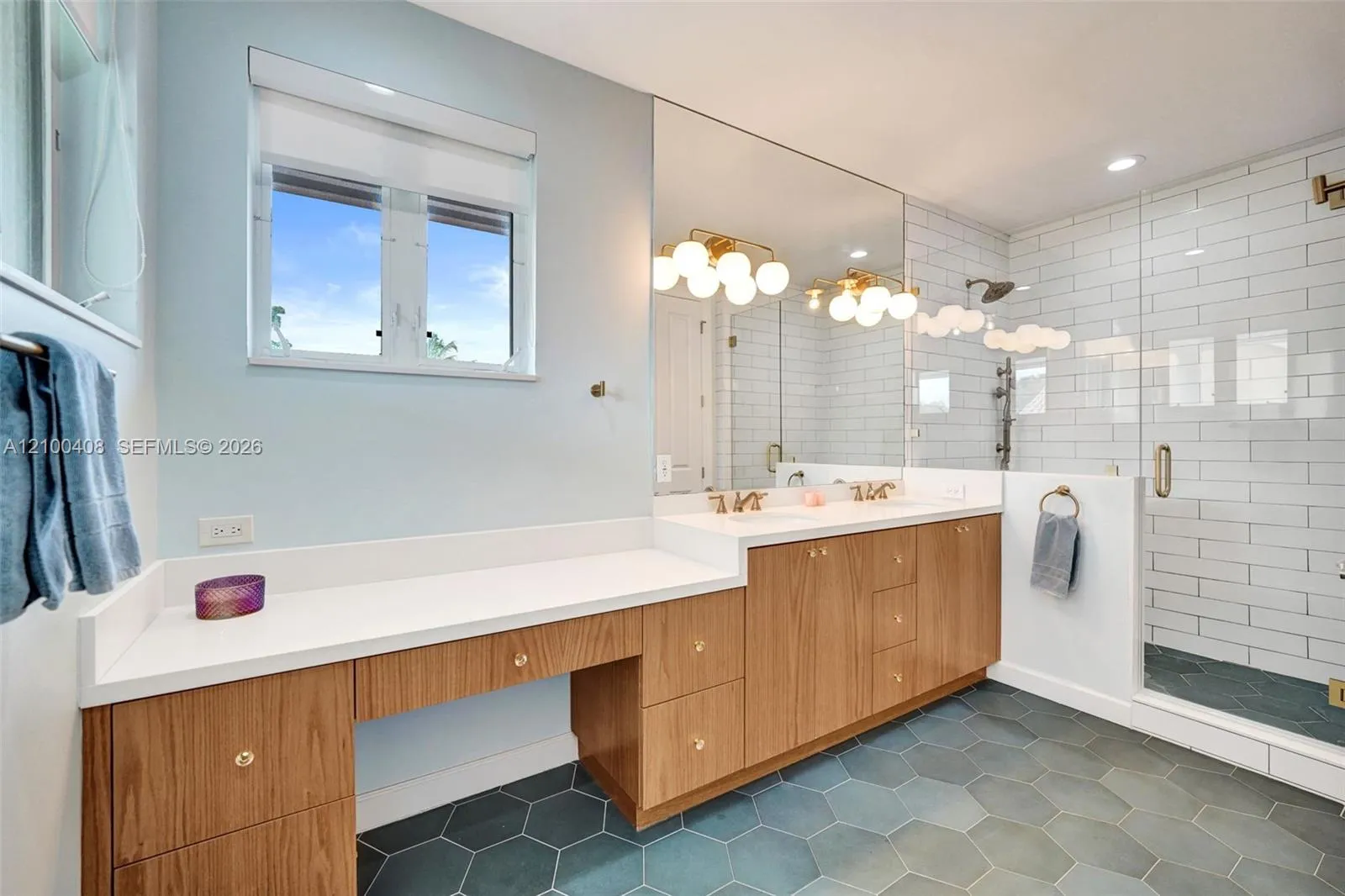 Photo 62