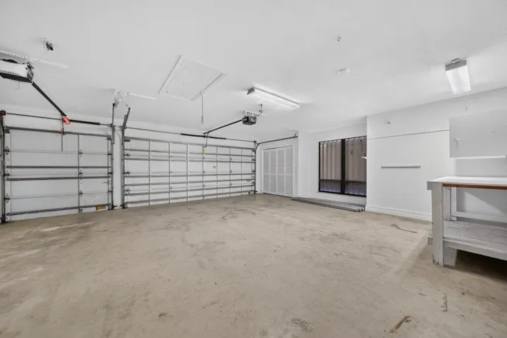 garage1.jpg-SMALL
