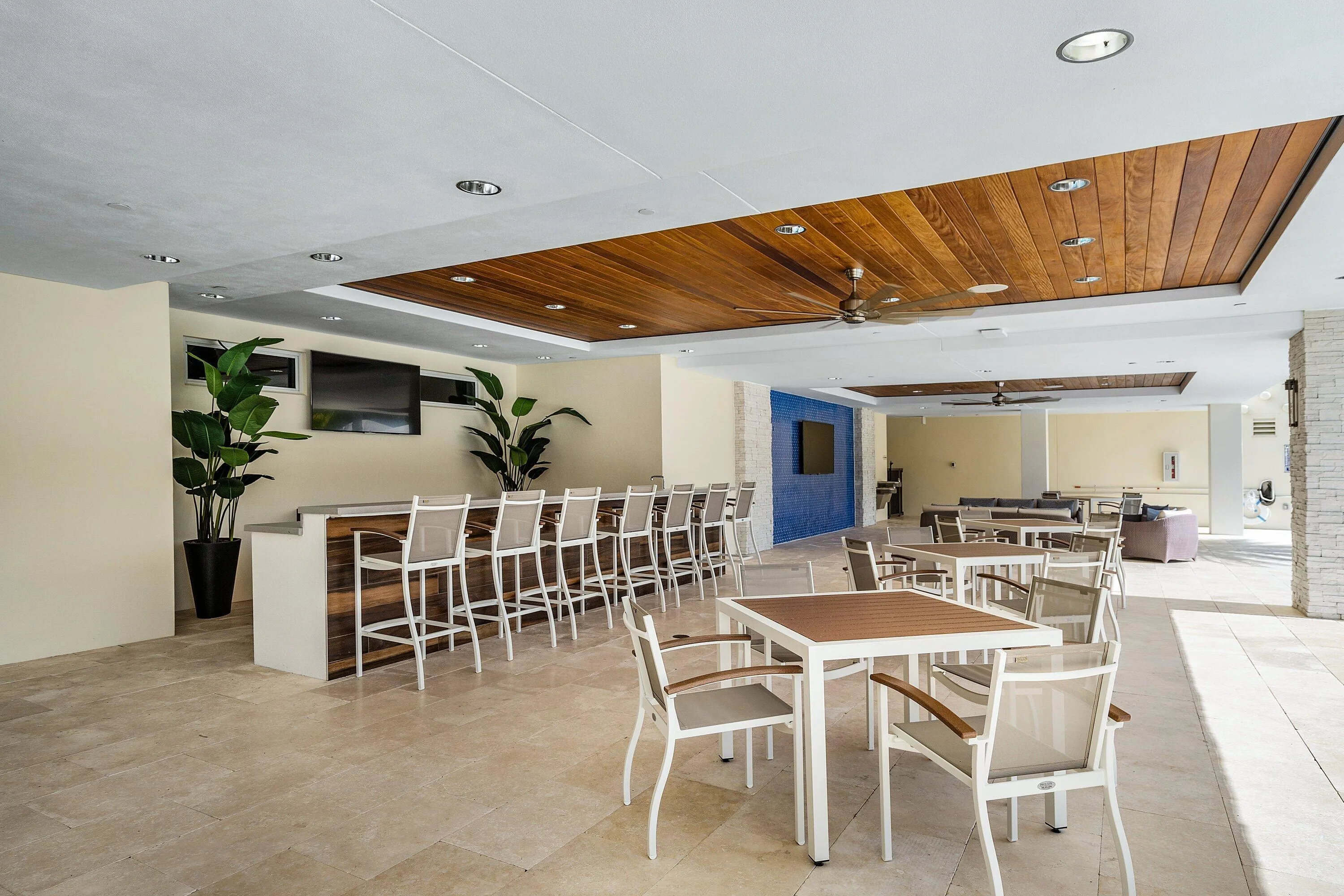087-2700DonaldRossRoad-503-PalmBeachGard