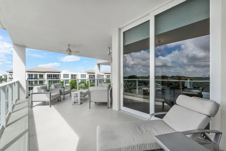 046-2700DonaldRossRoad-503-PalmBeachGard