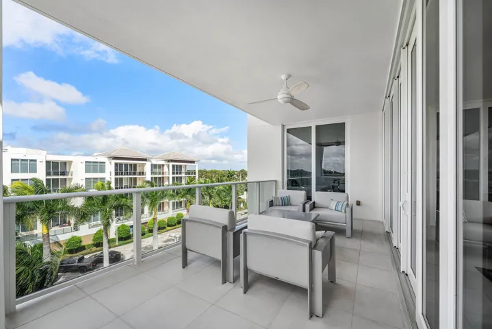 050-2700DonaldRossRoad-503-PalmBeachGard