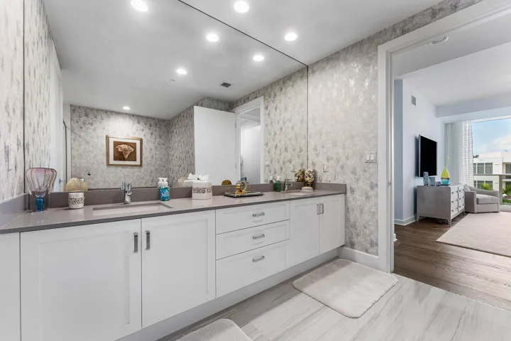 030-2700DonaldRossRoad-503-PalmBeachGard
