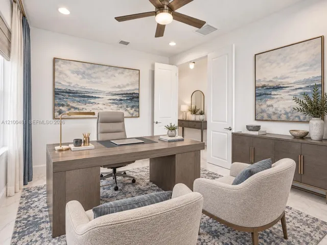 Office/bonus room - virtually staged