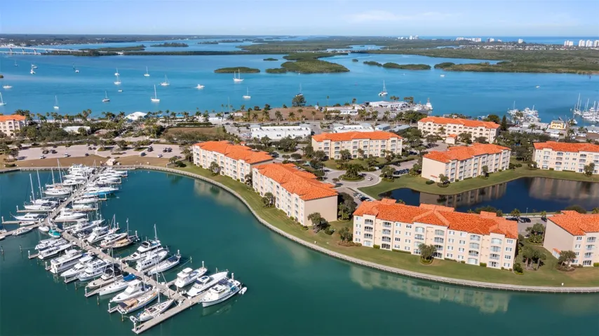 Direct marina view, but no direct sun