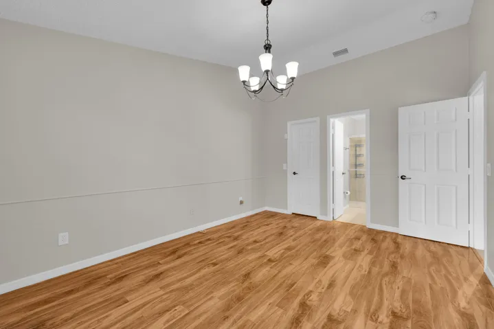 351 sw dwight ave - 18