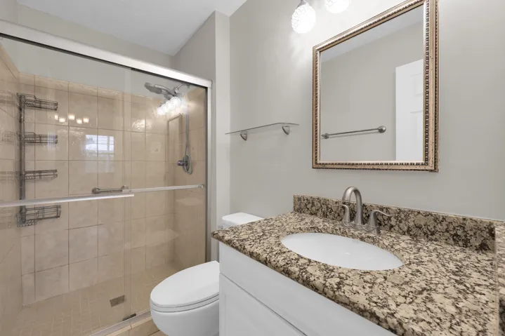 351 sw dwight ave - 21