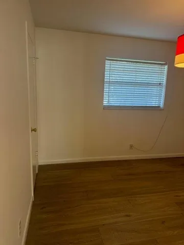 P7-BEDROOM(2)