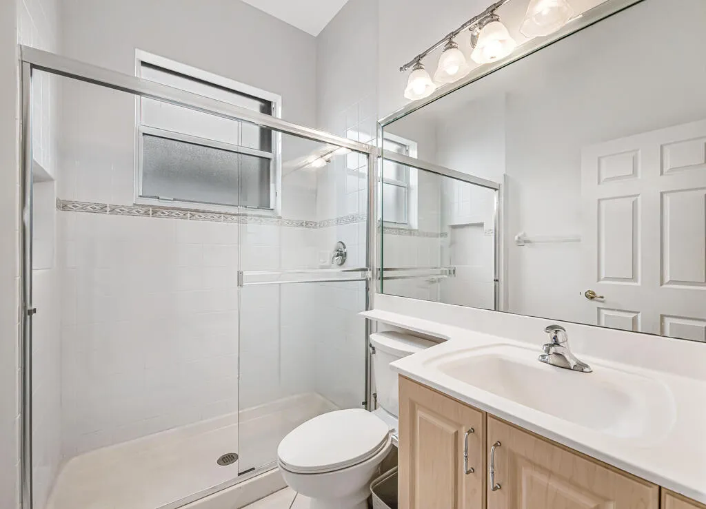 guest bath with shower