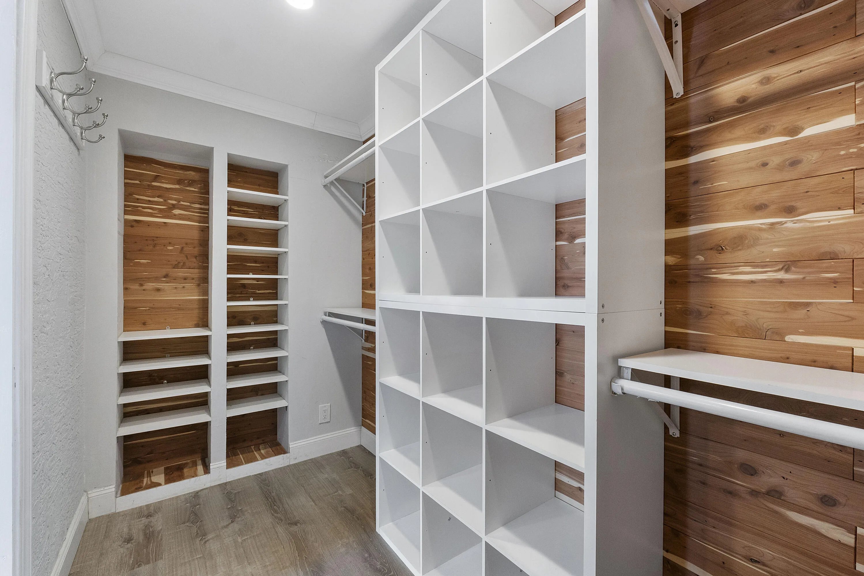 361 Se 9th Ct_043