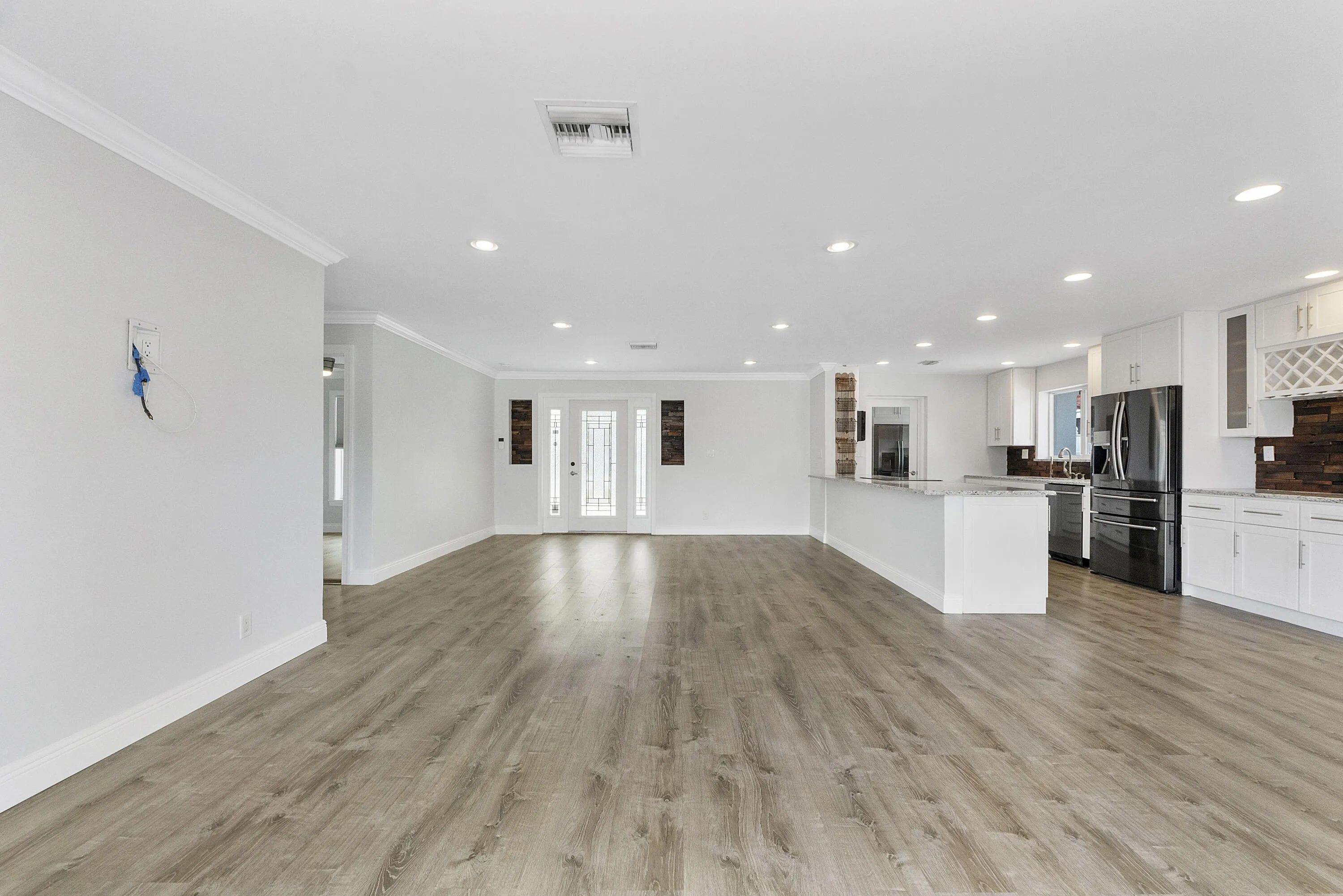 361 Se 9th Ct_029