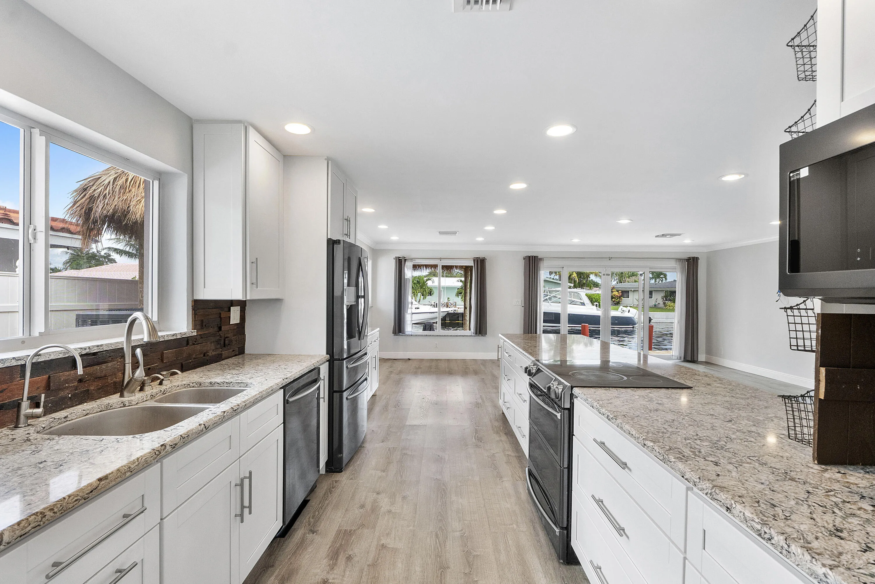 361 Se 9th Ct_052